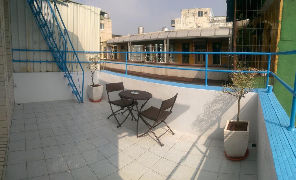Simple Travel Hostel Tungkang Kültér fotó