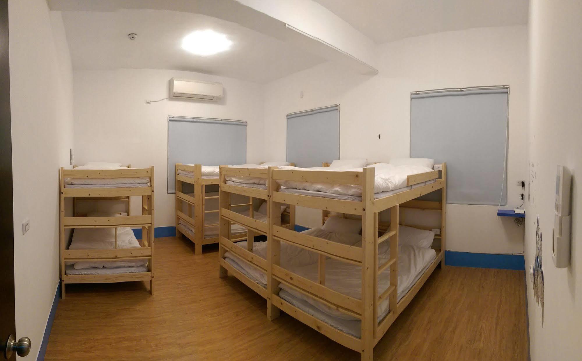 Simple Travel Hostel Tungkang Kültér fotó
